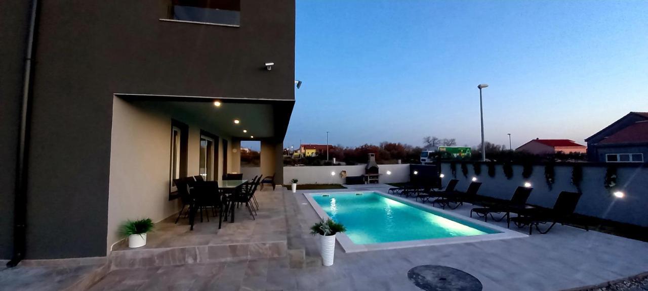 Villa Tia With Heated Pool & Jacuzzi Murvica  Luaran gambar